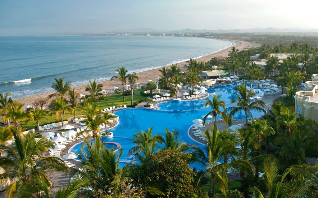 7 Best Adults-Only All-Inclusive Resorts in Mazatlan
